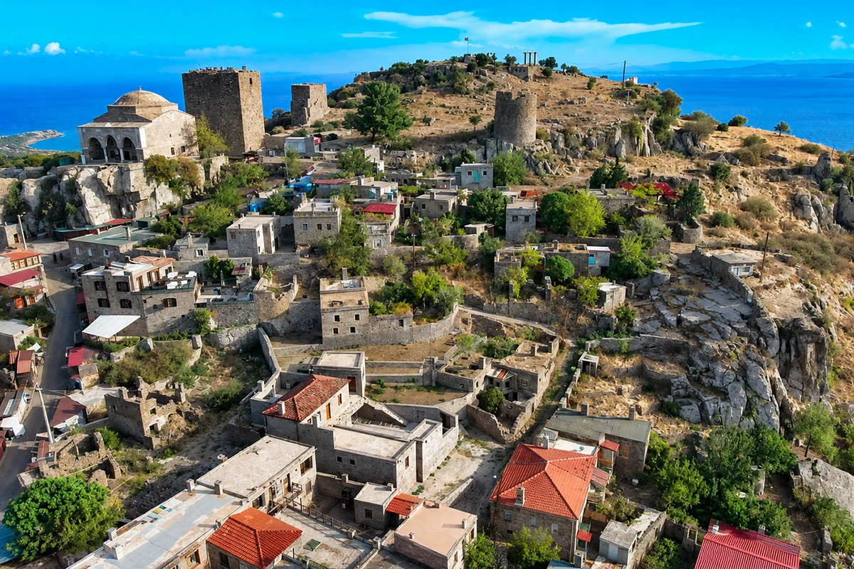 Assos Kadırga Koyu Kamp Görseli 5