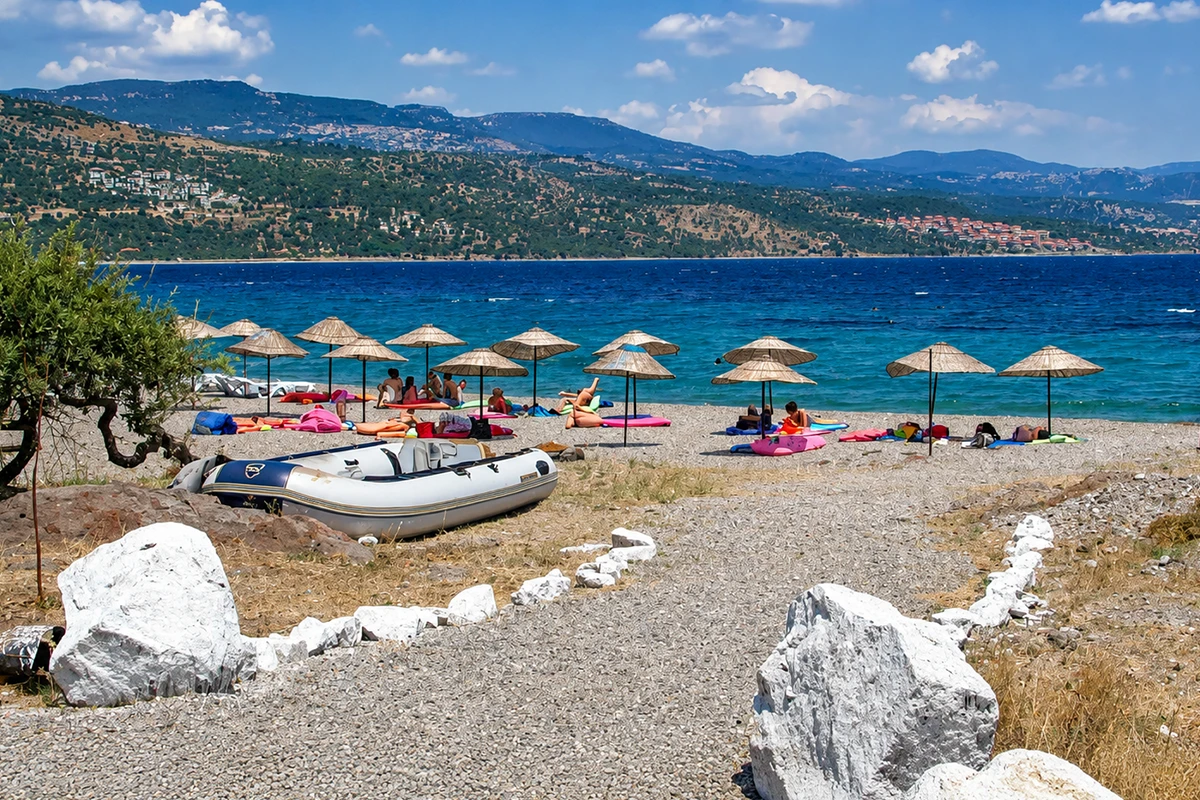 Assos Kadırga Koyu Kamp Görseli 6
