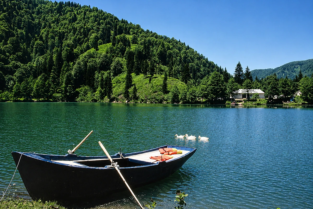 Borçka Karagöl Tabiat Parkı Kamp Alanı