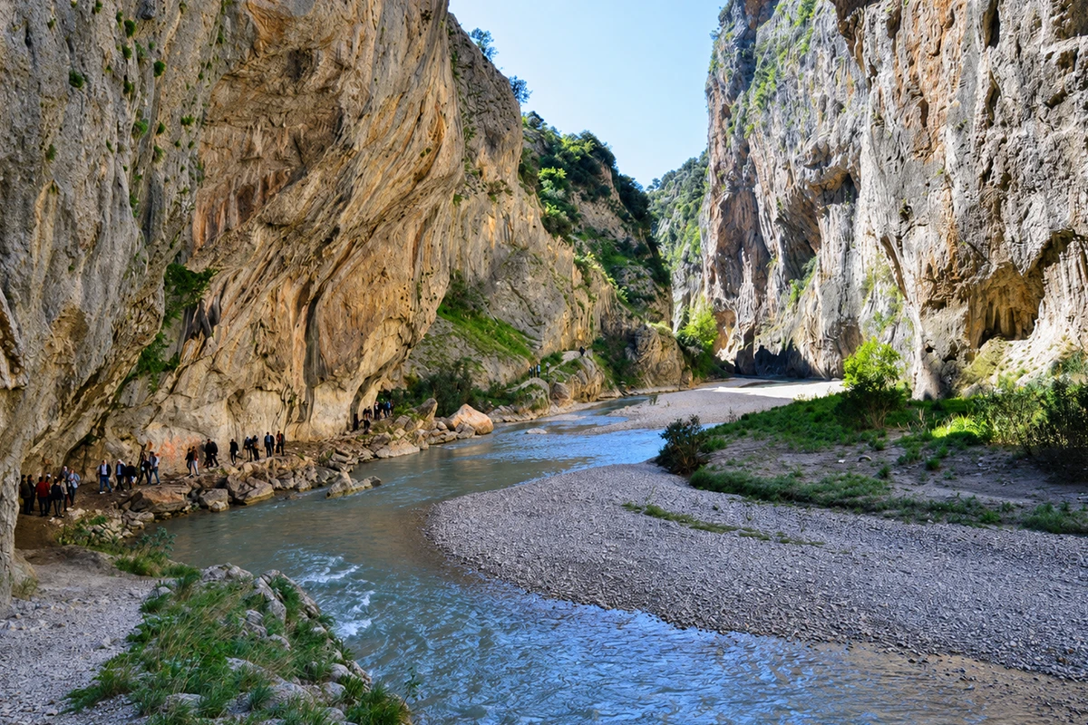 Kapıkaya Kanyonu Kamp Alanı
