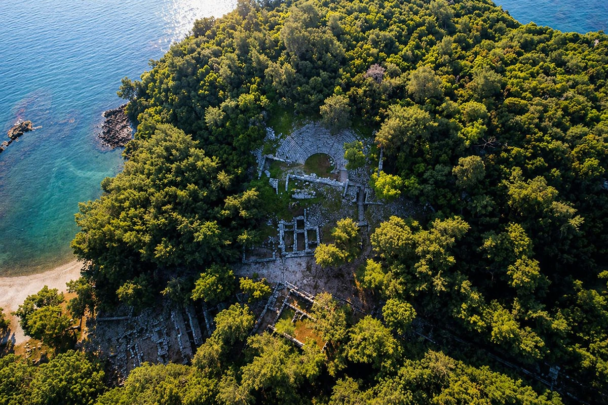 Phaselis Antik Kenti Kamp Görseli 2
